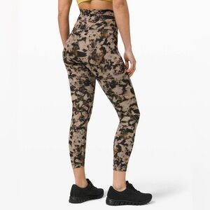 Lululemon Wunder Train High-Rise Tight 25"